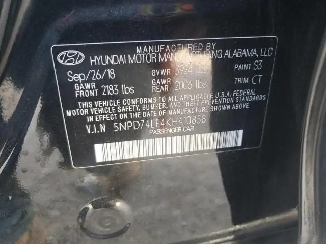 2019 HYUNDAI ELANTRA SE  