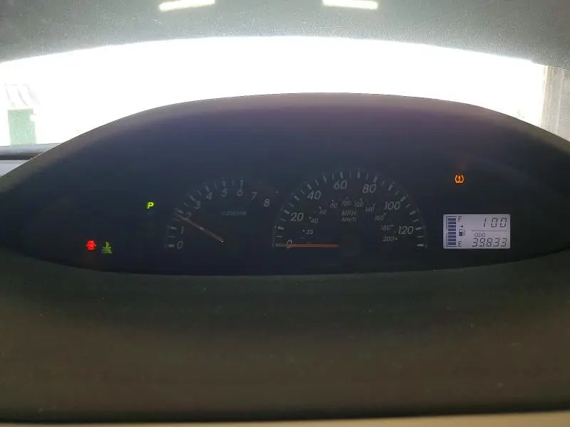 2010 TOYOTA YARIS BASE  