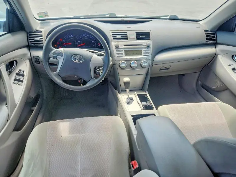 2011 TOYOTA CAMRY LE  