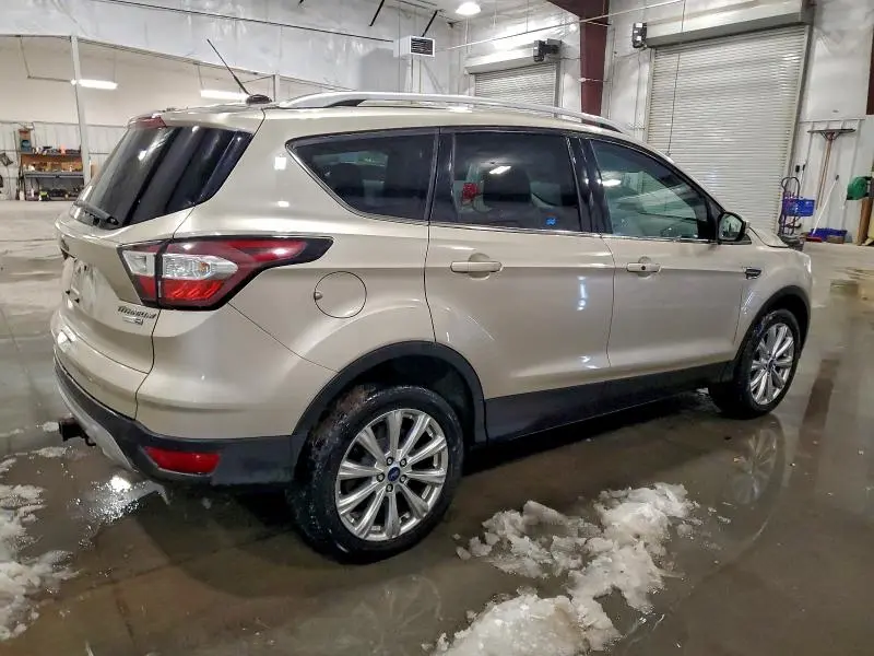 2017 FORD ESCAPE TITANIUM  