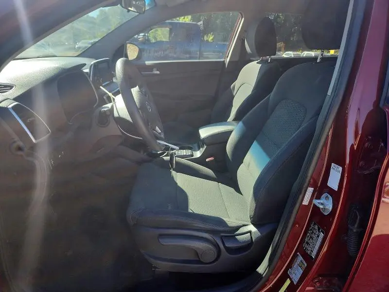 2019 HYUNDAI TUCSON SE  