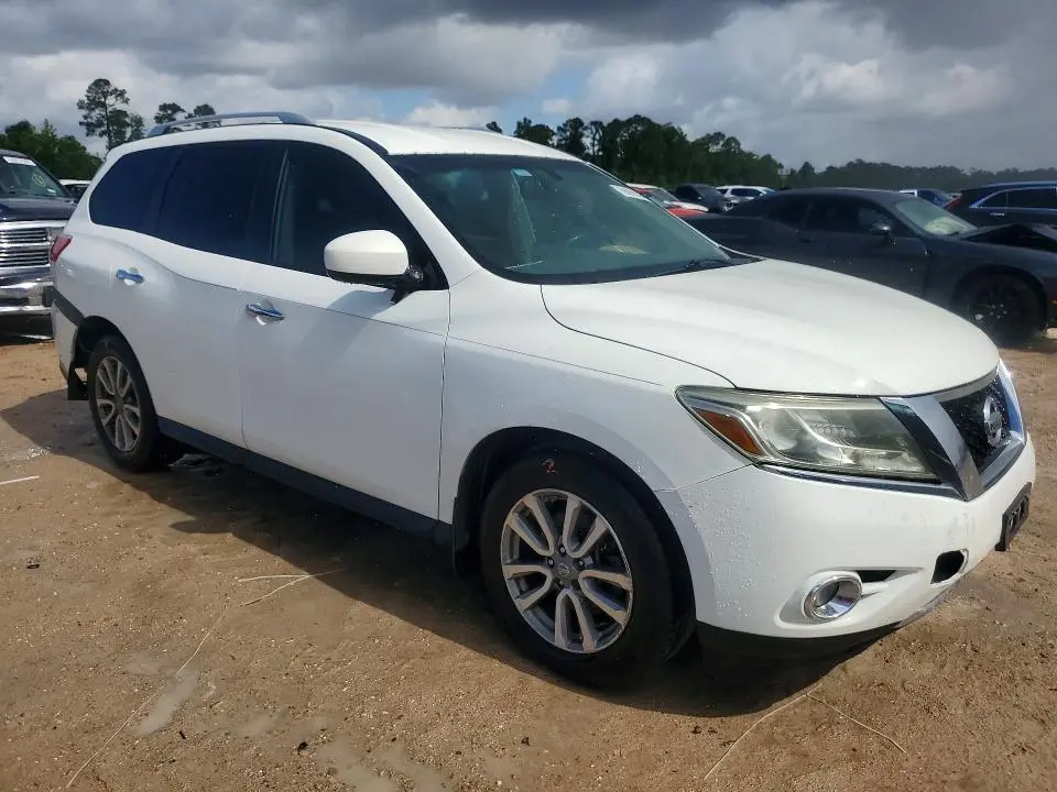 2016 NISSAN PATHFINDER SV  