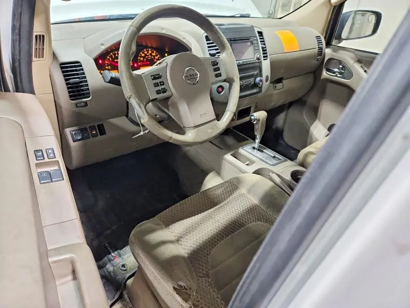 2016 NISSAN FRONTIER SV V6  