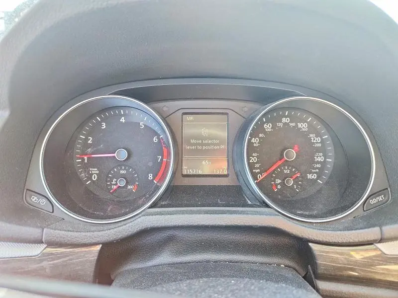 2018 VOLKSWAGEN PASSAT SE  