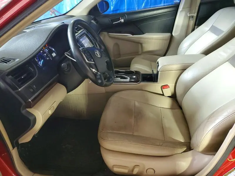 2014 TOYOTA CAMRY XLE  
