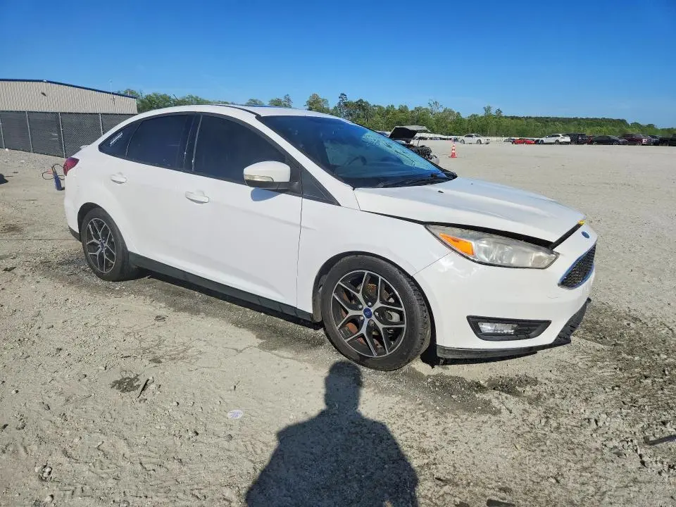 2017 FORD FOCUS SEL  