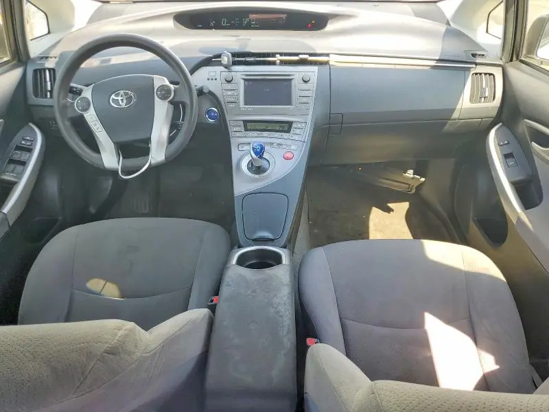 2014 TOYOTA PRIUS THREE  