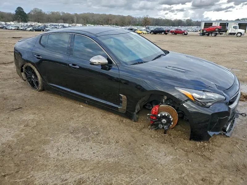 2018 KIA STINGER GT2  