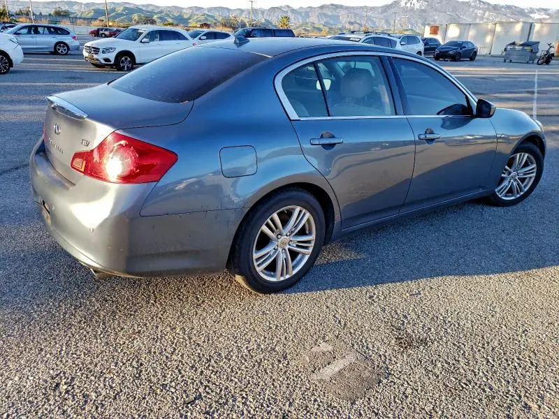 2010 INFINITI G37 BASE  