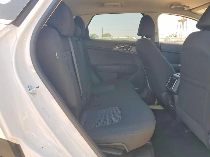 2026 KIA SPORTAGE LX  
