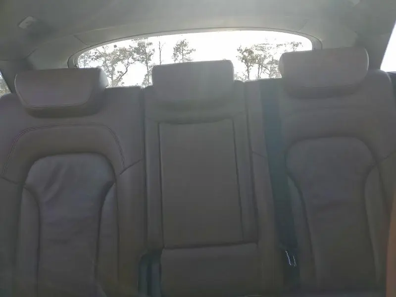 2010 AUDI Q5 PREMIUM PLUS  