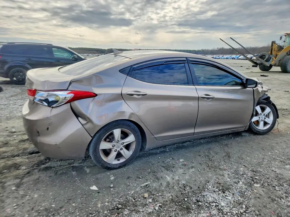 2013 HYUN ELANTRA GLS  