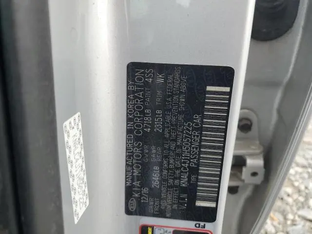 2017 KIA CADENZA PREMIUM  