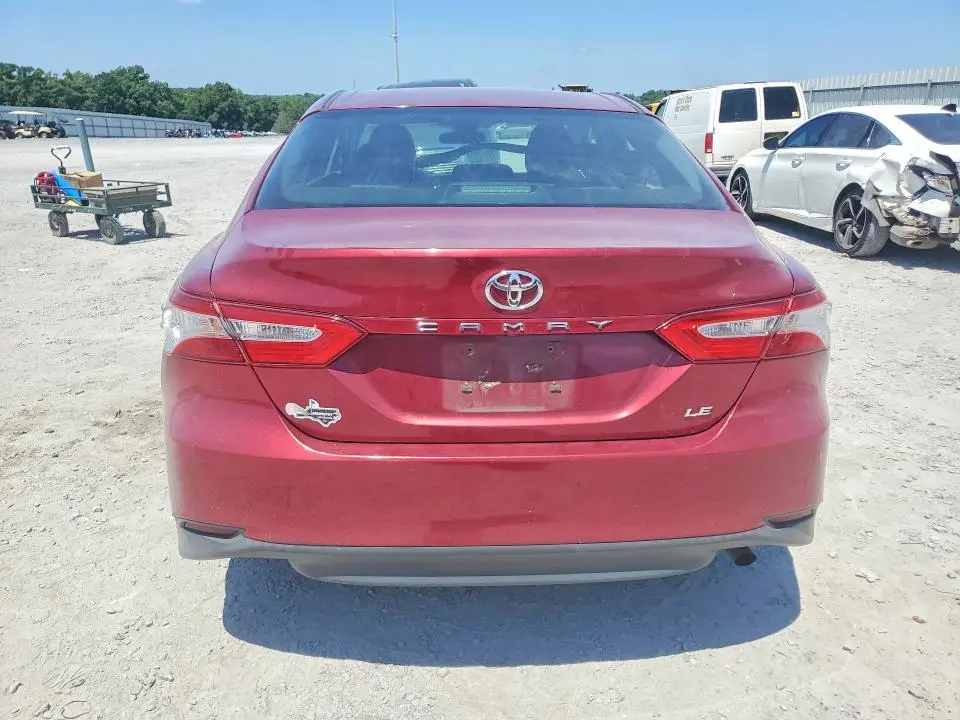 2018 TOYOTA CAMRY LE  