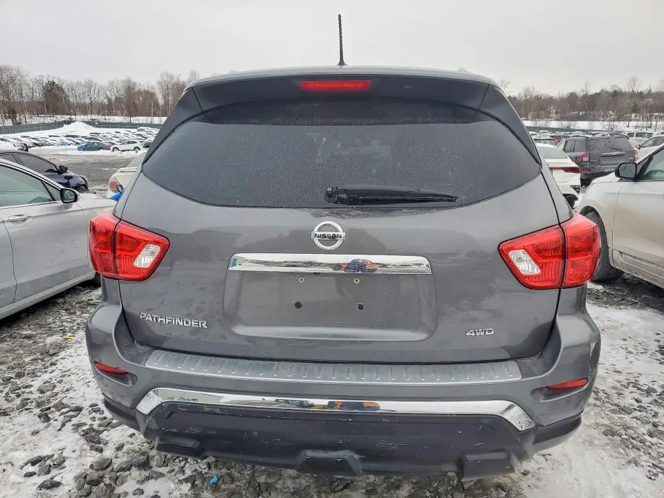 2017 NISSAN PATHFINDER S  