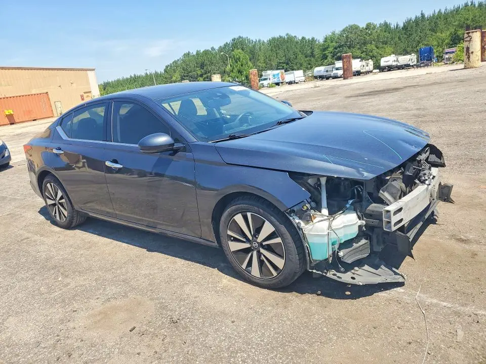 2020 NISSAN ALTIMA SL  