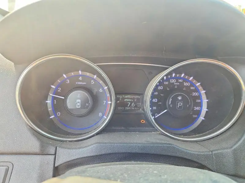 2014 HYUNDAI SONATA SE  