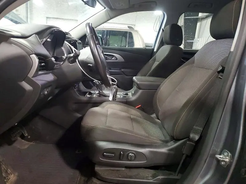 2020 CHEVROLET TRAVERSE LT  