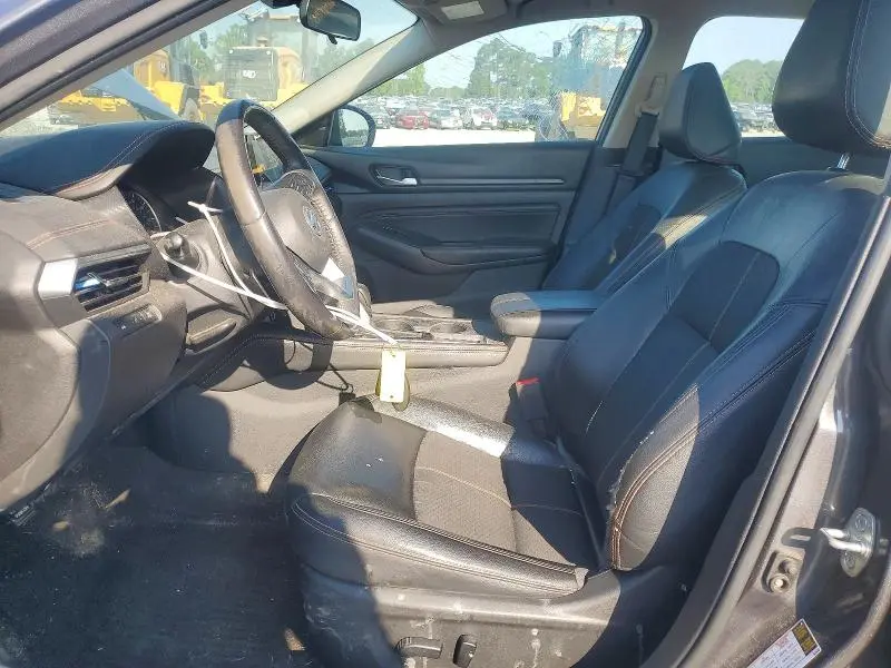 2022 NISSAN ALTIMA SR  