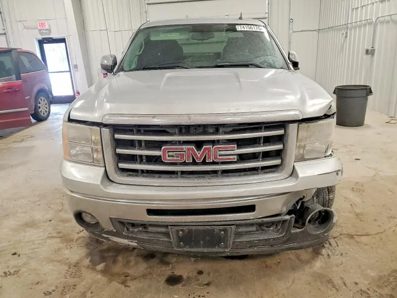 2013 GMC SIERRA K1500 SLE  