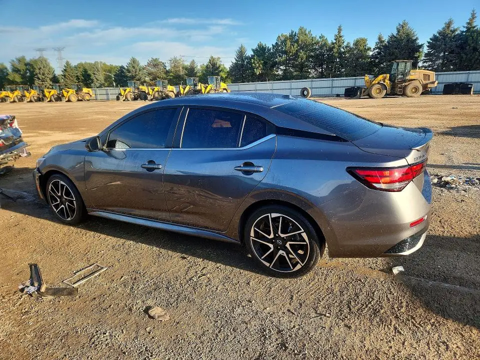 2025 NISSAN SENTRA SR  