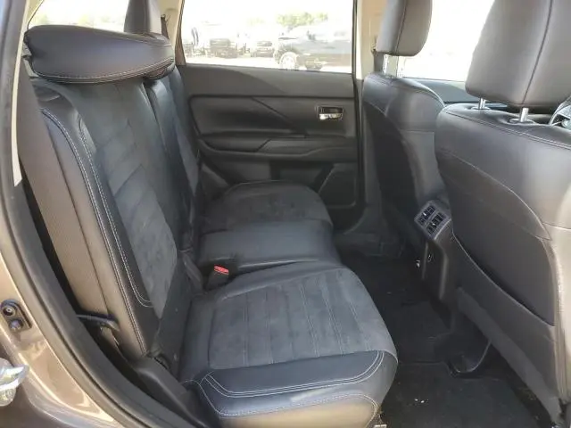 2019 MITSUBISHI OUTLANDER SE