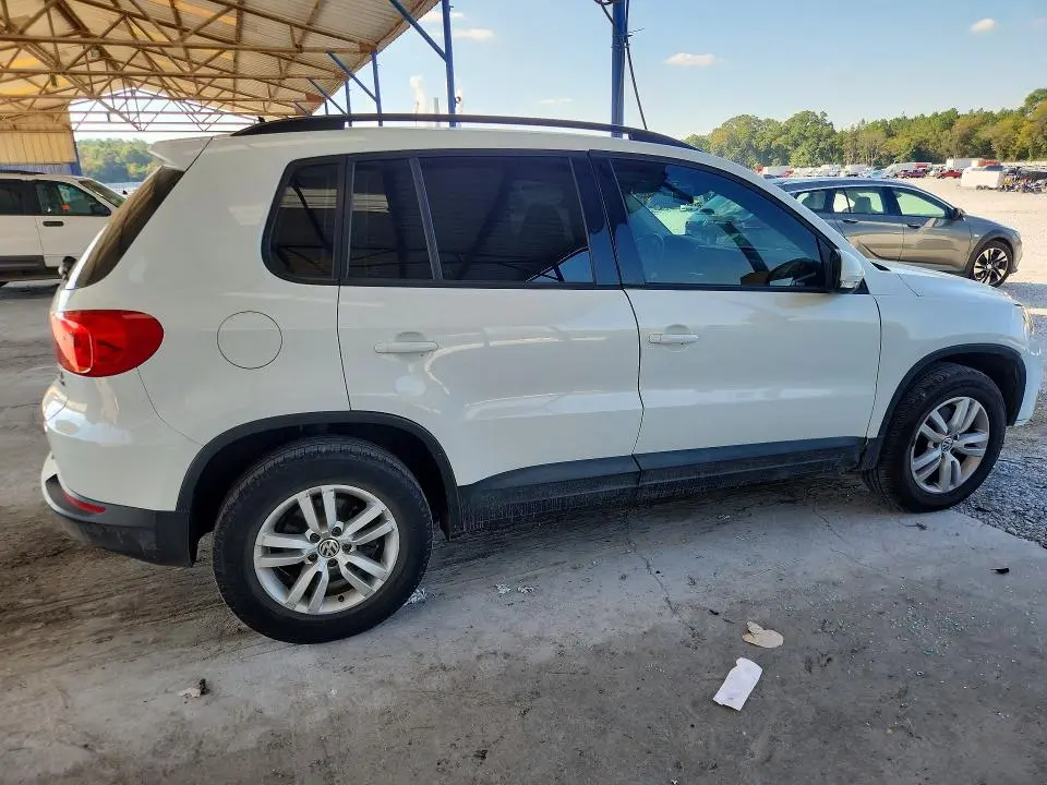 2016 VOLKSWAGEN TIGUAN S  