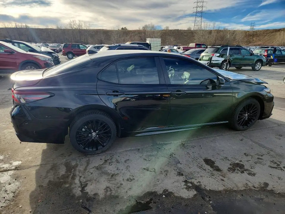2022 TOYOTA CAMRY SE NIGHTSHADE  