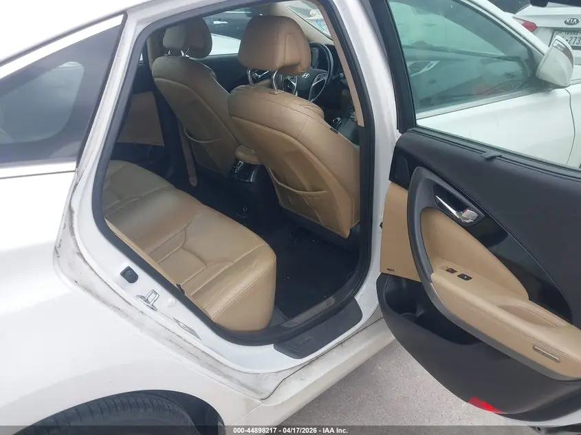 2013 HYUNDAI AZERA  