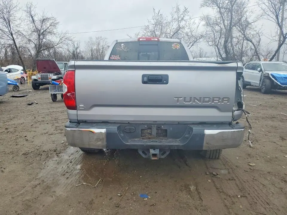 2014 TOYOTA TUNDRA SR5  