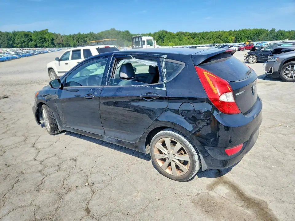 2013 HYUNDAI ACCENT SE  