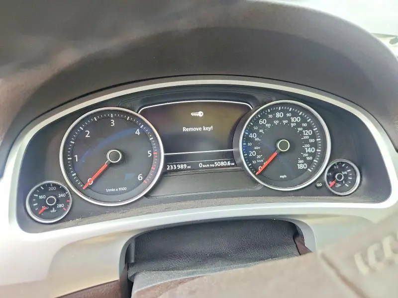2013 VOLKSWAGEN TOUAREG V6 TDI  