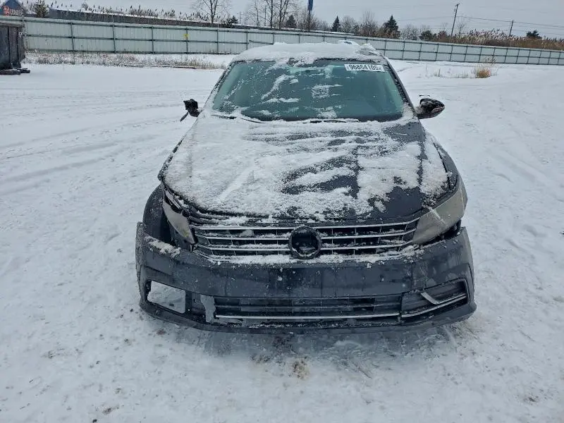 2017 VOLKSWAGEN PASSAT S  