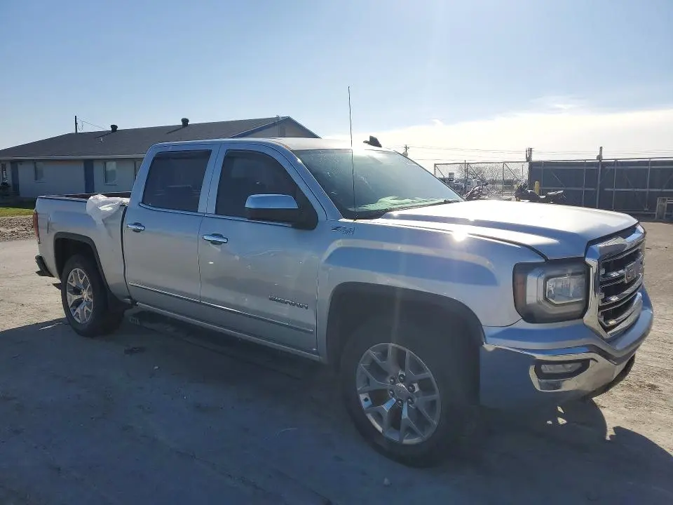 2018 GMC SIERRA K1500 SLT  