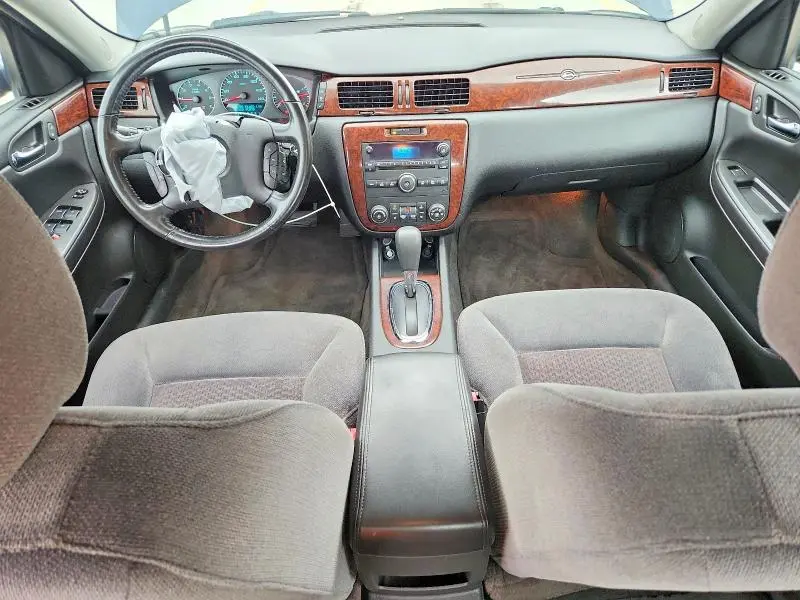 2011 CHEVROLET IMPALA LT  