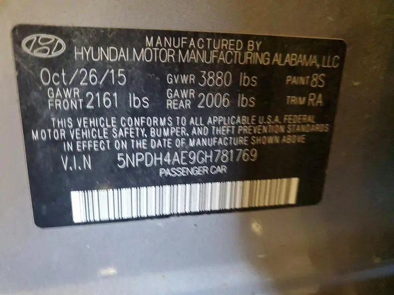 2016 HYUNDAI ELANTRA SE  