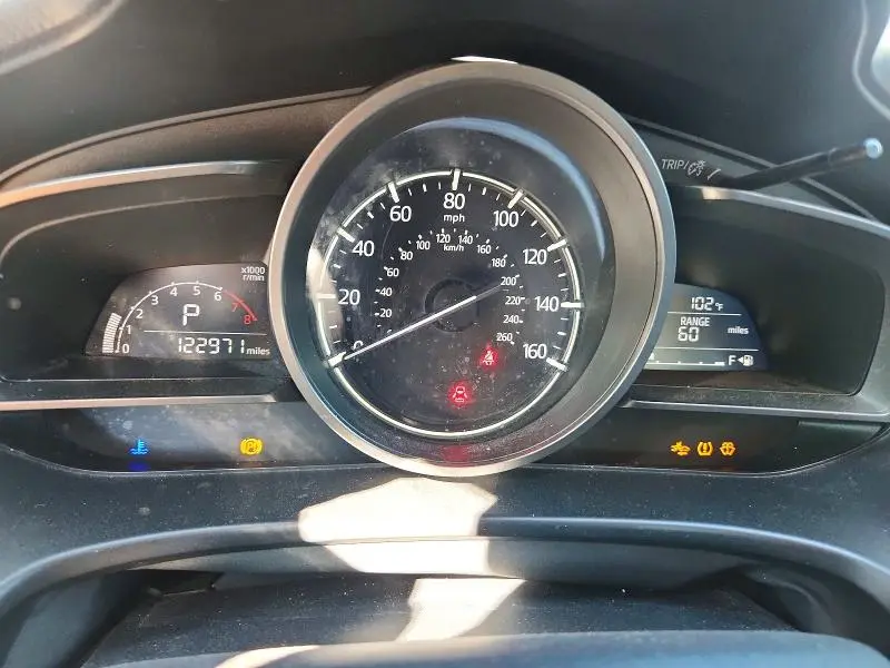 2018 MAZDA 3 TOURING  