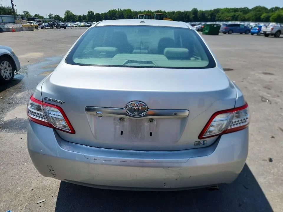 2011 TOYOTA CAMRY HYBRID  