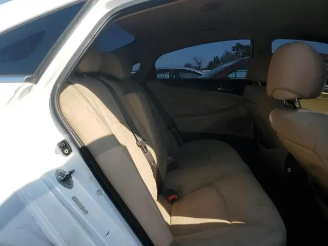 2011 HYUNDAI SONATA GLS  