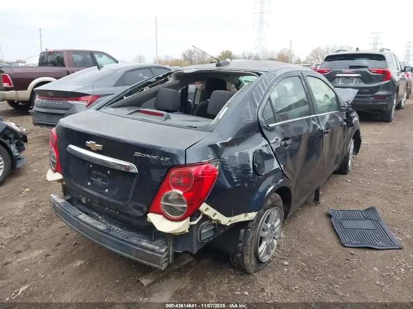 2015 CHEVROLET SONIC LT AUTO