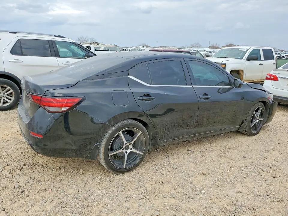 2021 NISSAN SENTRA S  