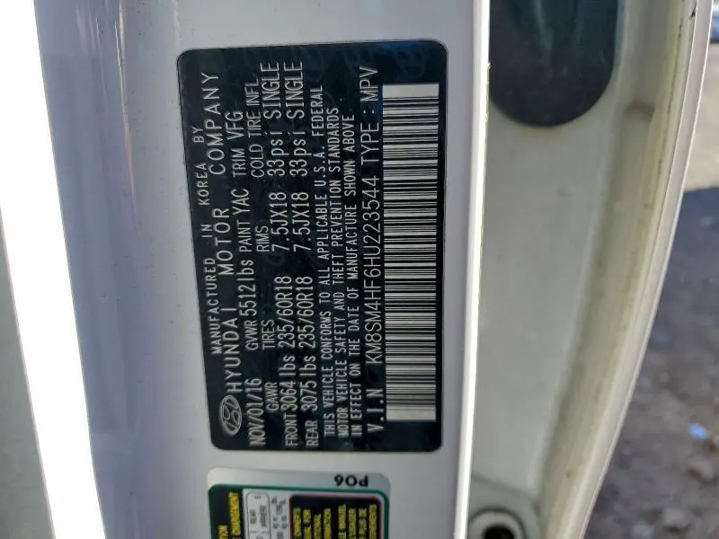 2017 HYUNDAI SANTA FE SE  