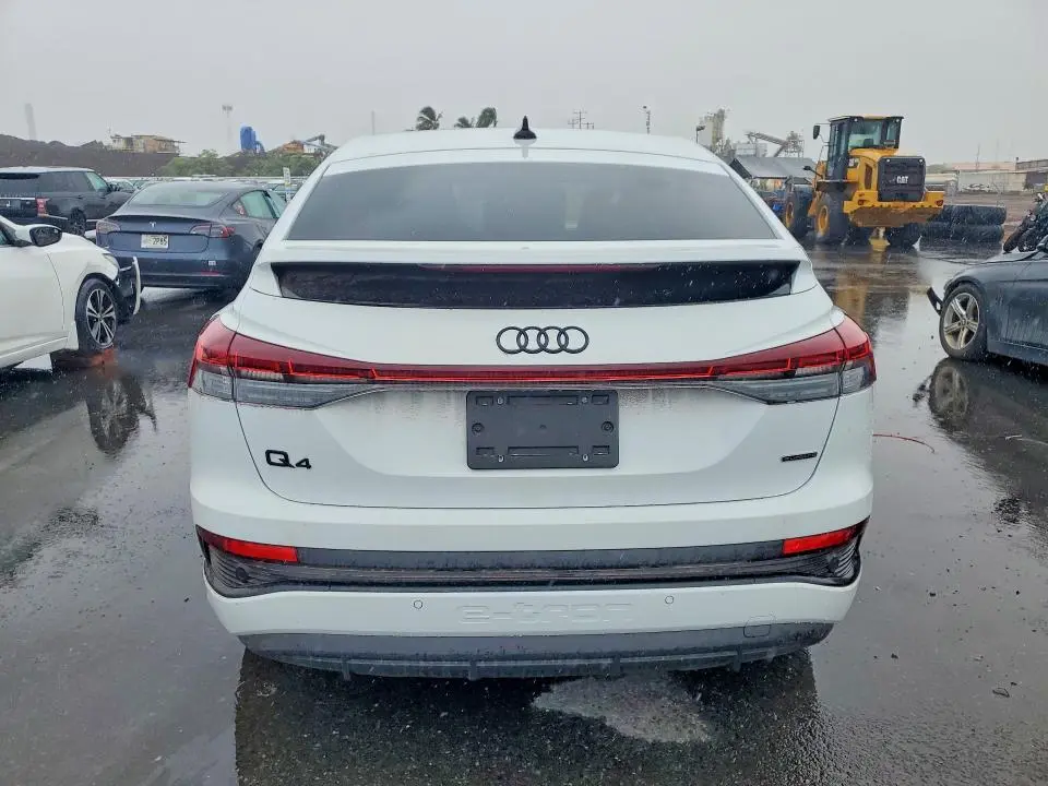2025 AUDI Q4 E-TRON SPORTBACK PREMIUM  
