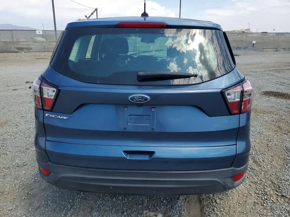 2018 FORD ESCAPE S  