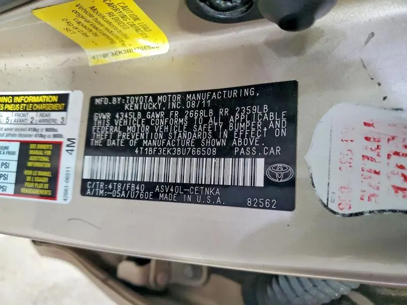2011 TOYOTA CAMRY LE  