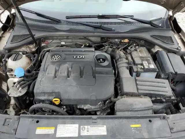 2015 VOLKSWAGEN PASSAT SEL  