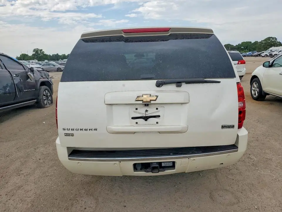 2011 CHEVROLET SUBURBAN C1500 LTZ  