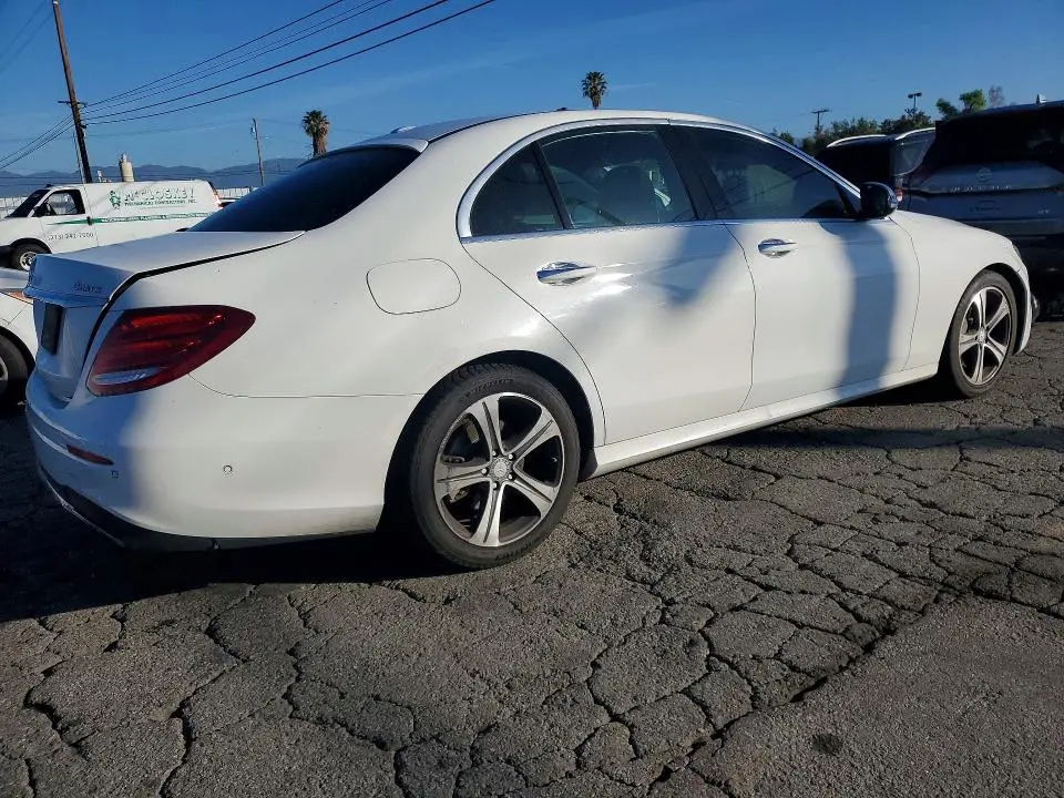 2017 MERCEDES-BENZ E 300 4MATIC  