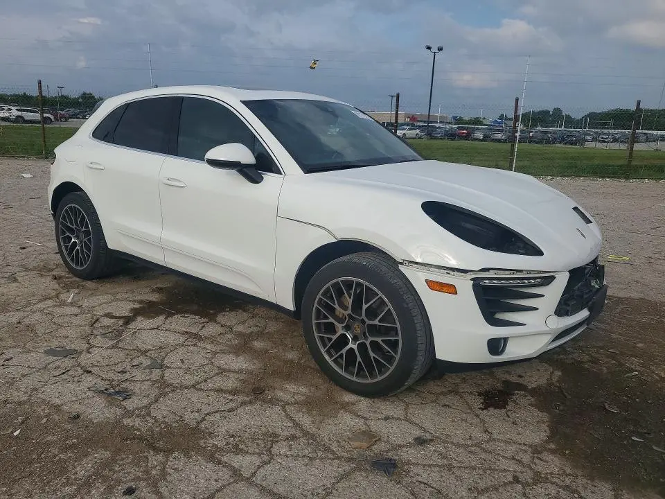 2018 PORSCHE MACAN S  