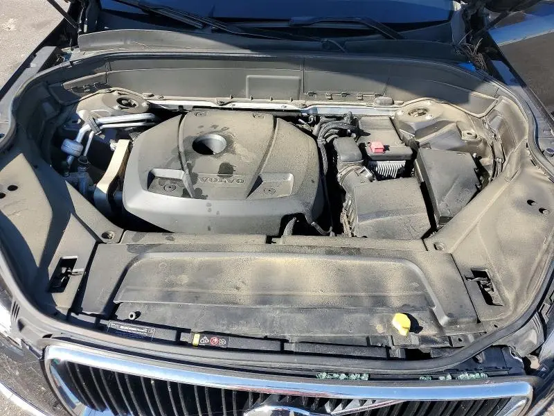 2016 VOLVO XC90 T6  